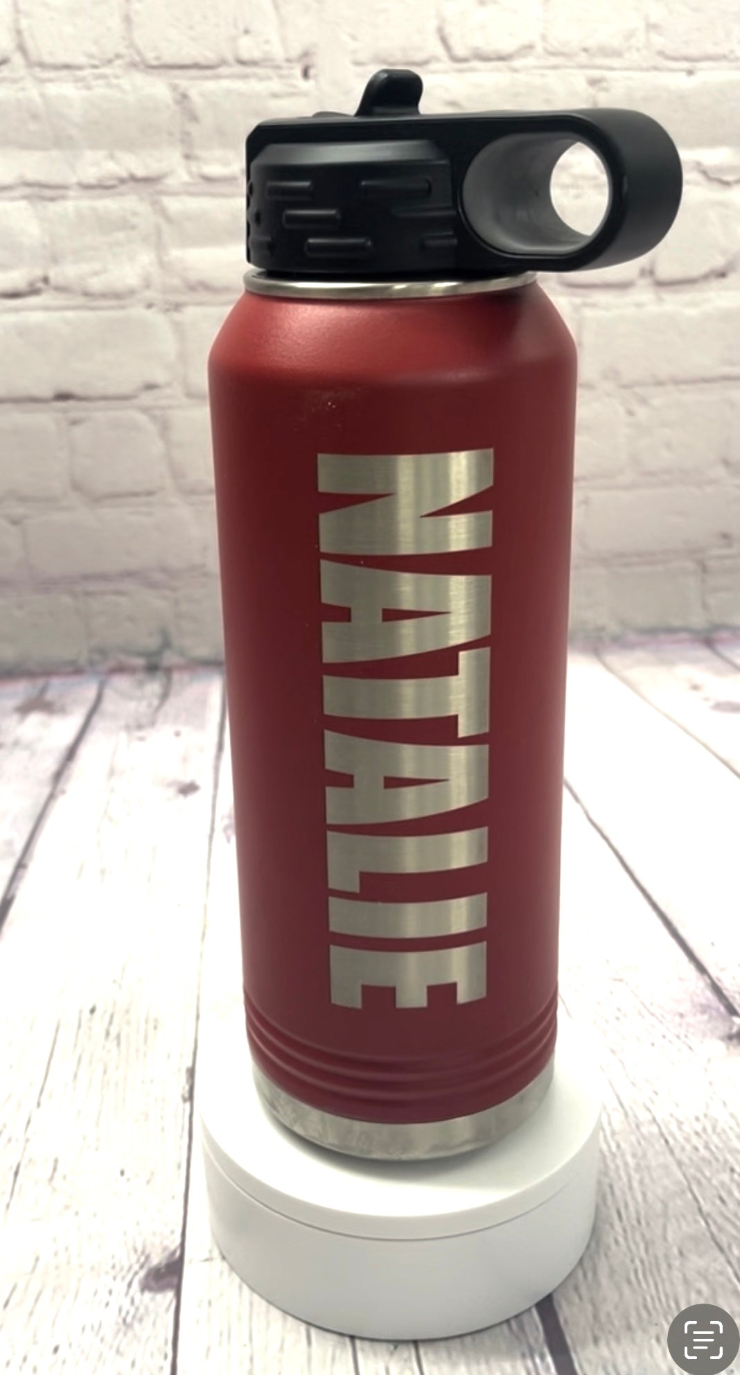 Nashua-Plainfield Huskies 32oz Sports Bottle