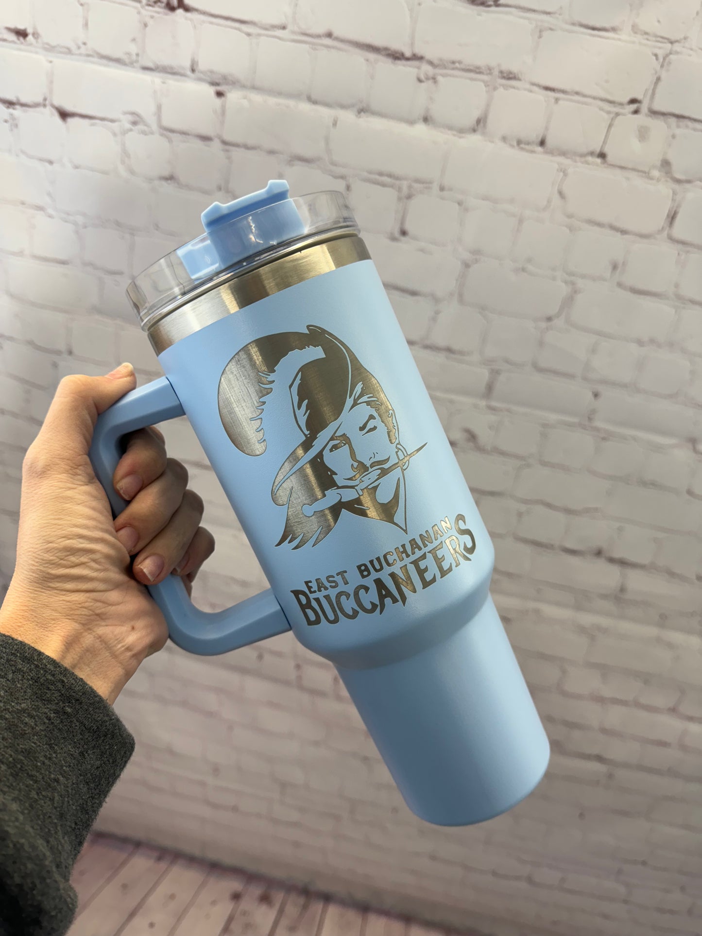 East Buchanan 40oz Tumbler w/straw