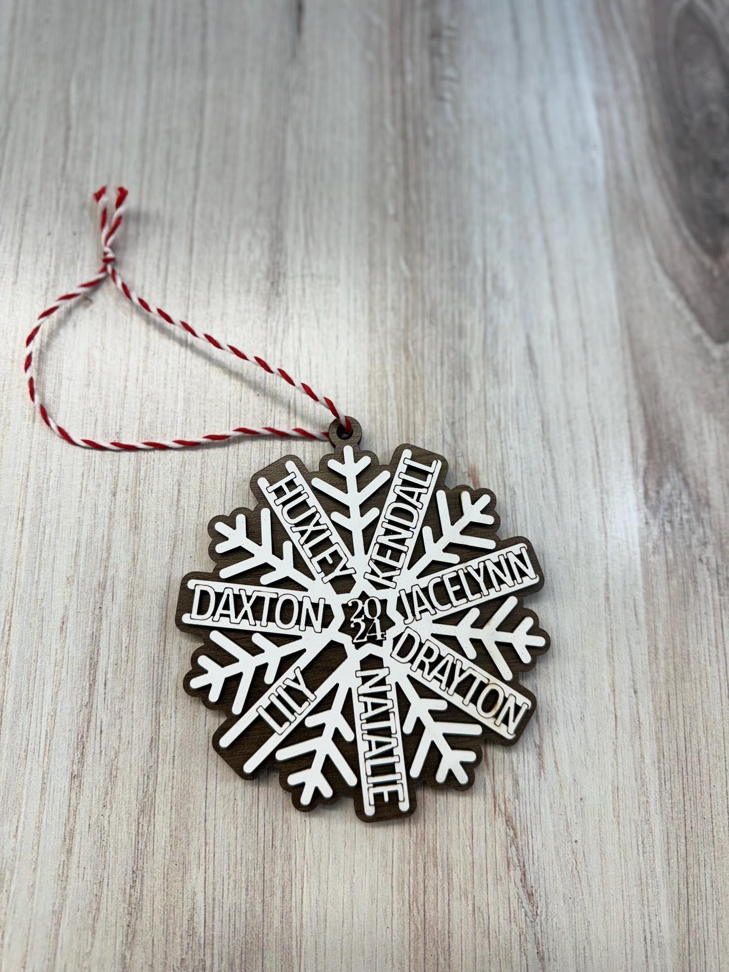 Personalized Snowflake Christmas Tree Ornament | Personalized Family Christmas Ornament | Personalized Grandchildren Christmas Ornament