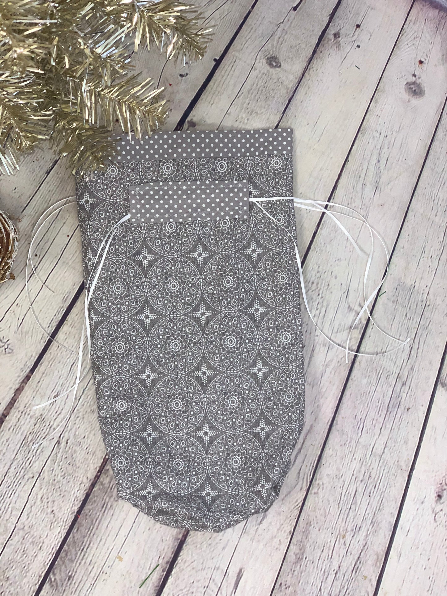 Wine Bottle Reusable Christmas Gift Bag | Small Reusable Gift Bag | Reusable wrapping | Fabric Gift Bag