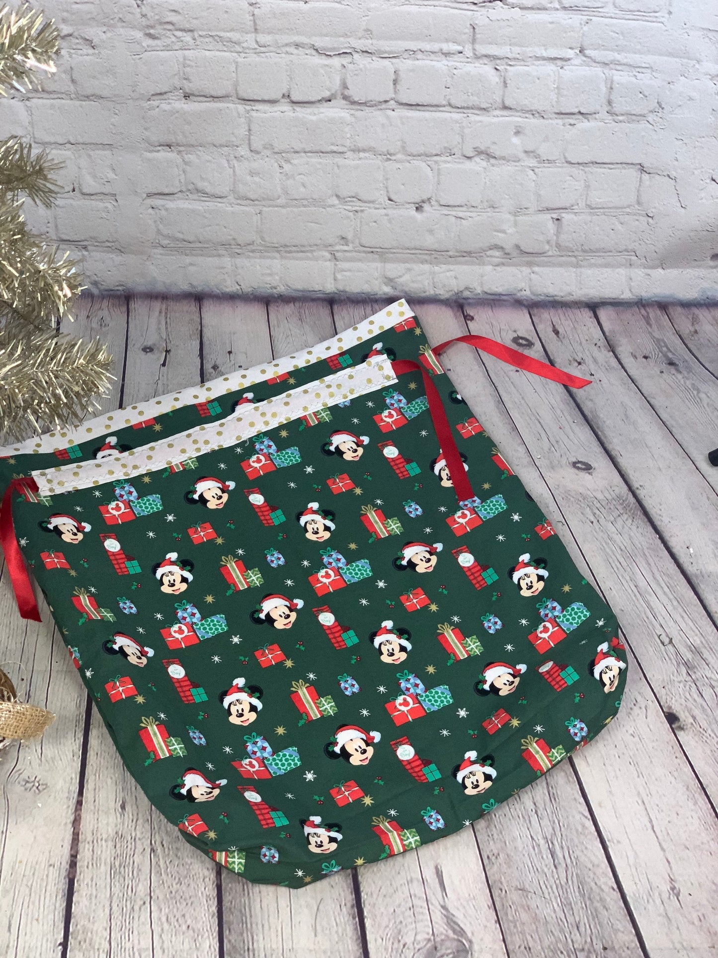 Medium Reusable Christmas Gift Bag | Santa Bag | Reusable wrapping | Fabric Gift Bag